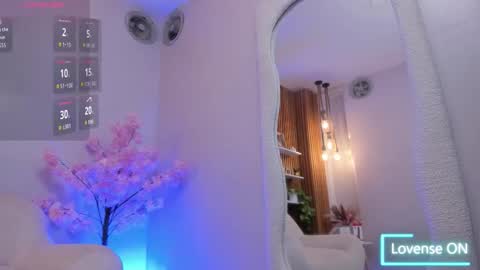 Snapshot of cloy_baby chatting on October 16, 3:36 pm Eilyn online show from October 16, 3:36 pm