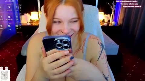 clumsy_nana online show from October 19, 8:00 pm