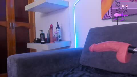 cmila0713 online show from March 21, 12:15 am