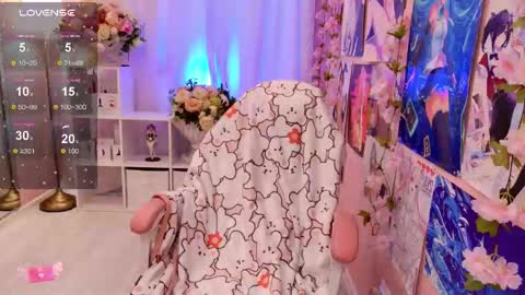 Snapshot of coconut_mia chatting on September 23, 3:54 pm Mia online show from September 23, 3:54 pm