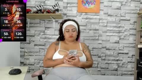 laurita online show from April 23, 1:02 pm