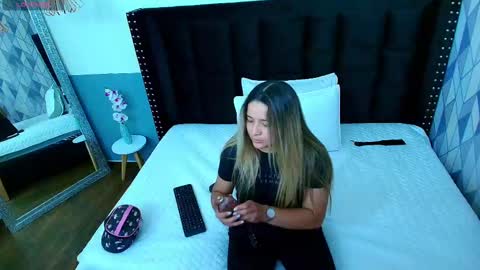 Snapshot of collegepawglovedaddy chatting on February 23, 7:45 pm MEGAN online show from February 23, 7:45 pm