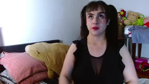 Collette online show from June 7, 8:10 am
