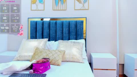 valentina online show from April 26, 1:42 pm