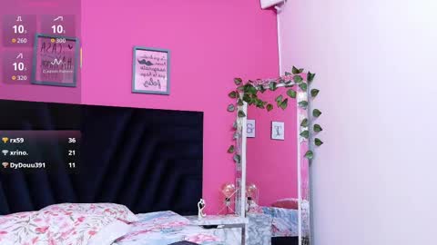 Lauren online show from October 29, 8:44 pm