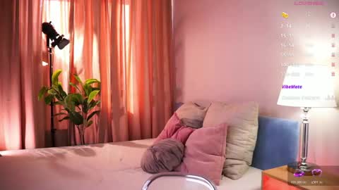 Audrey online show from March 18, 1:49 pm