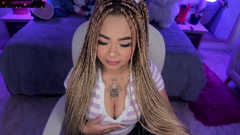 Snapshot of conny_curly chatting on December 20, 1:54 pm Conny online show from December 20, 1:54 pm