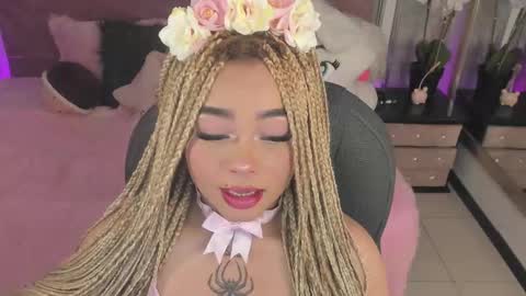 Snapshot of conny_curly chatting on October 7, 1:26 pm Conny online show from October 7, 1:26 pm