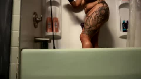 MommyB69 online show from October 20, 12:02 am