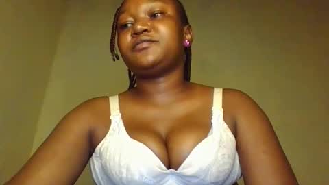 coolgirl001 online show from February 13, 2:13 am