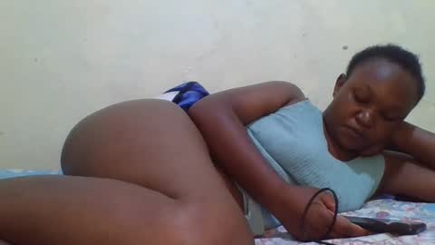 coolgirl001 online show from February 24, 7:34 pm