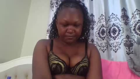 coolgirl001 online show from October 26, 7:09 pm