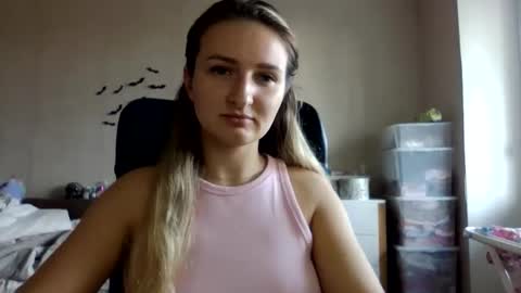 cora_fora online show from October 7, 9:25 am