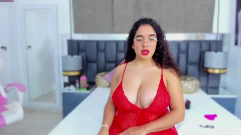 Snapshot of coralharmon chatting on January 14, 2:11 pm coralharmon online show from January 14, 2:11 pm