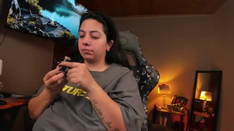 Snapshot of coraline_latin chatting on March 1, 9:15 pm Coraline online show from March 1, 9:15 pm