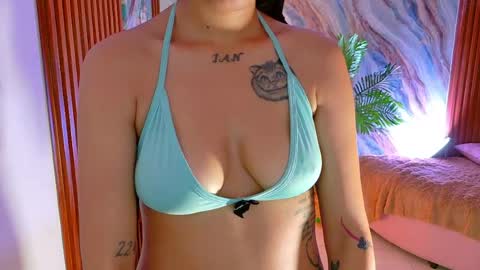 corall_tay1 online show from June 4, 2:43 pm