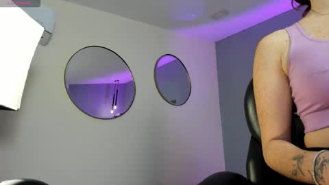 Corinne Russo online show from October 6, 5:35 am