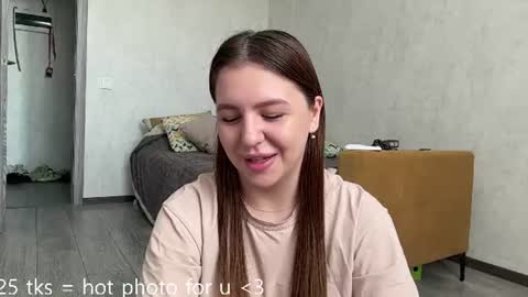 Peggydontstop online show from June 16, 11:11 am