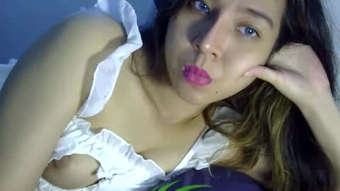 Snapshot of cottoncandygirl9898 chatting on February 22, 8:15 pm Liz Gwyneth Charlota online show from February 22, 8:15 pm