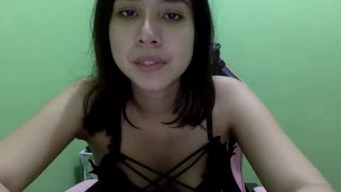 Liz Gwyneth Charlota online show from April 23, 2:08 pm