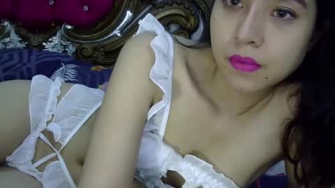 Snapshot of cottoncandygirl9898 chatting on February 25, 8:14 am Liz Gwyneth Charlota online show from February 25, 8:14 am