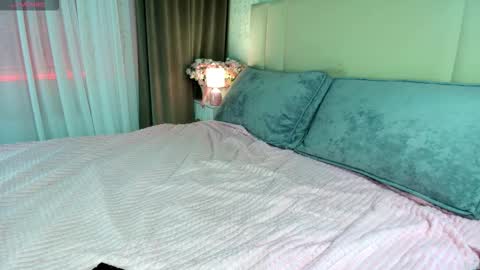 Eva online show from March 8, 8:35 pm