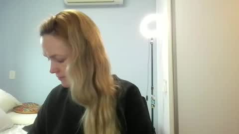 Anny online show from June 11, 10:56 am