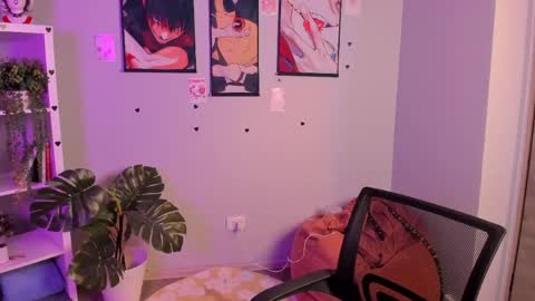 Alice online show from March 6, 9:21 pm