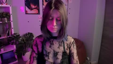 Alice online show from March 10, 8:24 pm