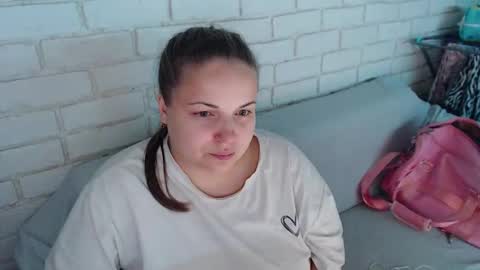 Crazyy Girl  online show from October 30, 3:02 pm