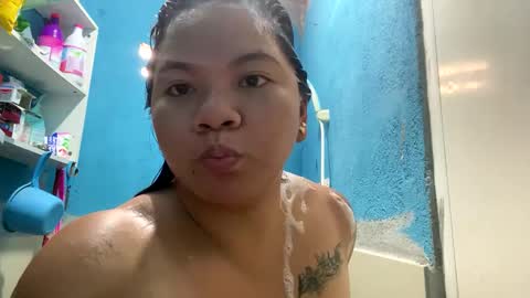 Snapshot of creamy_cunt4uxx chatting on January 2, 7:01 am my pussy always wet online show from January 2, 7:01 am