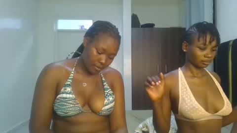 creamy_pie1 online show from April 28, 11:19 pm