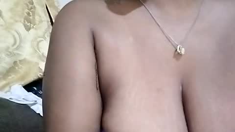 CreamyCocoBabe online show from July 7, 5:43 am