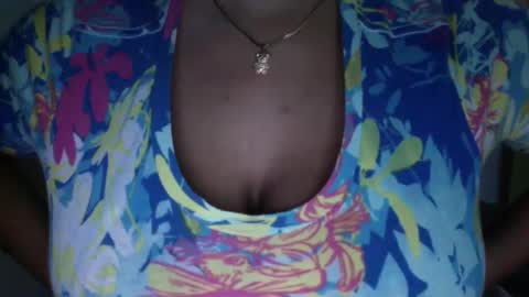 Snapshot of creamycocobabe chatting on September 15, 5:53 pm CreamyCocoBabe online show from September 15, 5:53 pm