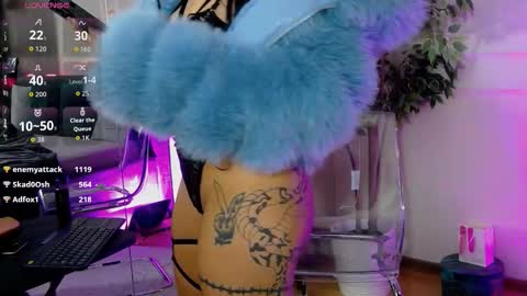 Sophie online show from November 15, 8:15 am