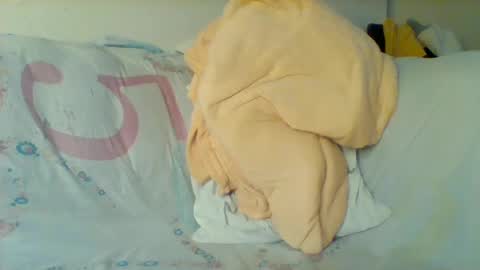 Snapshot of creamyy_pussy chatting on January 17, 8:33 pm creamyy_pussy online show from January 17, 8:33 pm