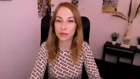 Snapshot of create_your_own_sun chatting on September 10, 1:22 pm Lera online show from September 10, 1:22 pm