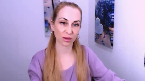 Snapshot of create_your_own_sun chatting on October 10, 1:16 pm Lera online show from October 10, 1:16 pm