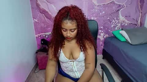 crespa_latin_ online show from November 22, 5:21 am