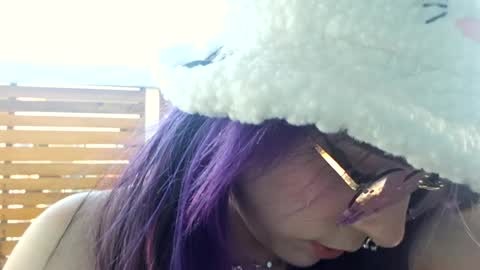 Crimson Kitten online show from April 22, 11:57 pm