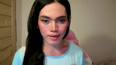 Crisxx online show from June 12, 2:52 am