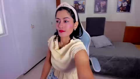 Cristal online show from January 12, 5:07 pm