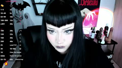 Cris online show from March 30, 9:03 pm