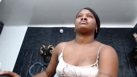 Hanna  online show from February 19, 9:42 am