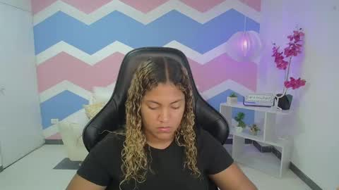 Cristal online show from April 24, 10:23 pm