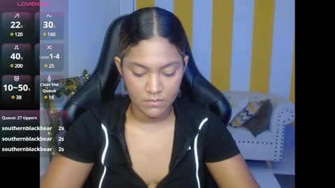 Snapshot of cristal_war chatting on February 8, 11:24 pm Cristal online show from February 8, 11:24 pm