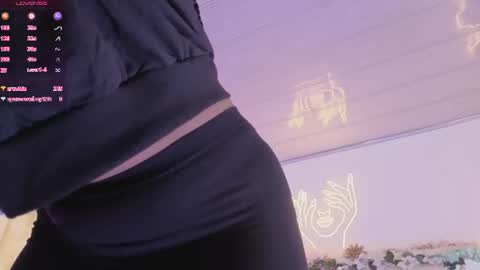 Crystalbroke  online show from July 28, 8:52 pm