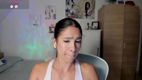 veronika online show from April 22, 3:25 am