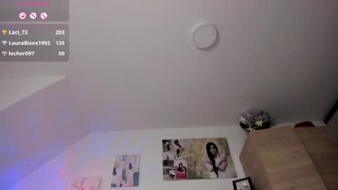 veronika online show from April 11, 7:45 am