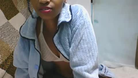 crush069 online show from October 3, 7:08 pm